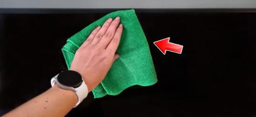 Как ухаживать за пластиковым экраном после установки. Чем протирать ЖК-экран телевизора, чтобы не повредить его