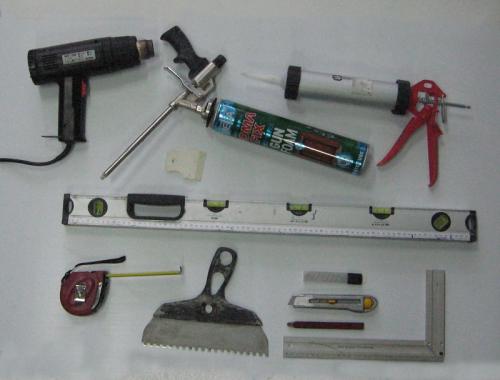 Какие инструменты и материалы необходимы для монтажа раздвижного экрана. Необходимые инструменты