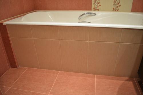 Как сделать экран под ванну своими руками: пошаговая инструкция 01 Как сделать экран под ванну своими руками: пошаговая инструкция 01