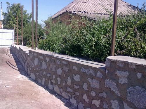 Как сделать fundament под шлакоблок забор: пошаговая инструкция 04 Как сделать fundament под шлакоблок забор: пошаговая инструкция 04