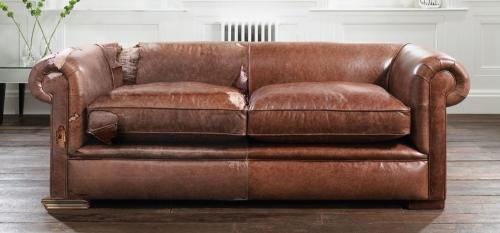 Как заделать дырку на диване из кожзама. Как зашить диван своими руками